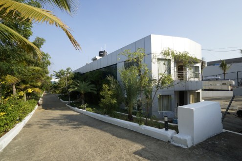 Jade Beach Resort (Near Crocodile Bank)