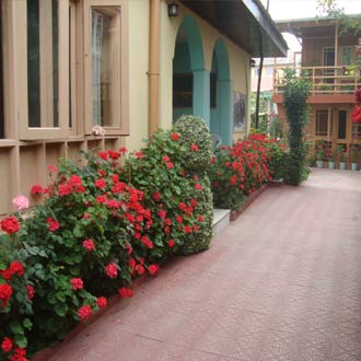 Hotel J H Bazaz Happy Cottage Hotel J H Bazaz Happy Cottage