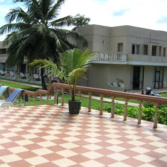 Golden Star Beach Hotel