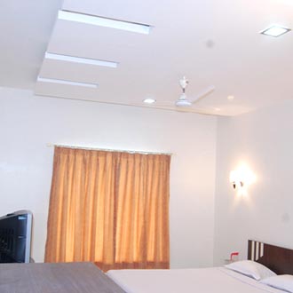Utkarsh Hotel, Silvassa