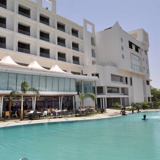 Seasons Hotel Seasons Hotel