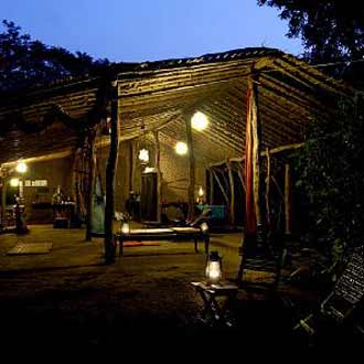 Hide Out (Intl Eco Centre) - MANOR Hide Out (Intl Eco Centre) - MANOR