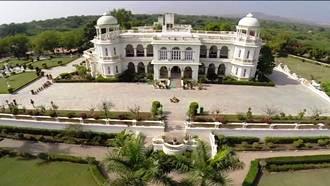 Balram Palace Resort