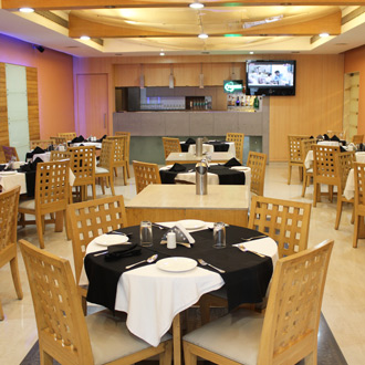 Four Seasons, Mumbai