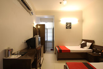 The Dwarka Guest House, Delhi