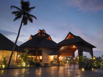 The Zuri Kumarakom, Kerala Resort & Spa