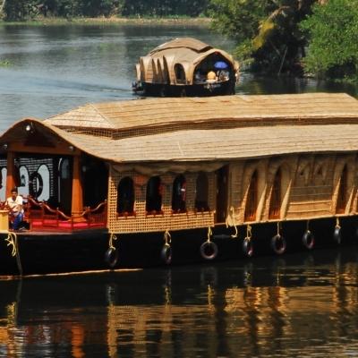 House Boat (Grandeur) House Boat (Grandeur)