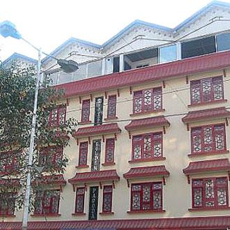 Hotel Golden Pagoda
