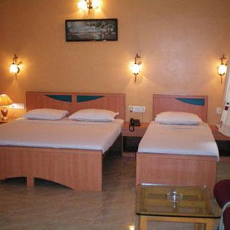 Hotel Rajdhani, Khandala
