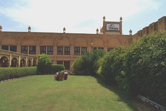 Mahadev Palace (Pure Vegetarian) Mahadev Palace (Pure Vegetarian)