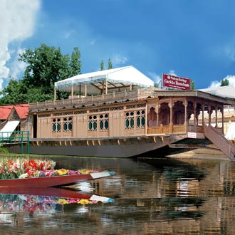 WelcomHeritage Gurkha Houseboats WelcomHeritage Gurkha Houseboats