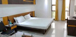 TG Rooms Vijay Nagar, Indore